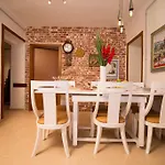 Artistic Bed & Breakfast 3*