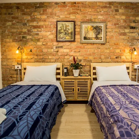 Artistic Bed & Breakfast 3*