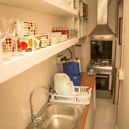 Artistic Τίρανα