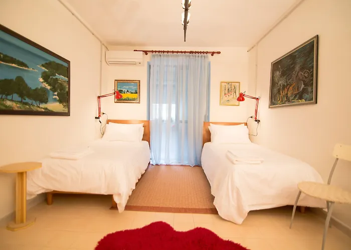 Artistic Bed & Breakfast 3*