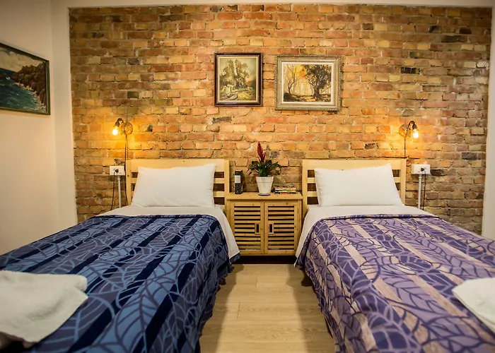 Artistic Bed & Breakfast 3*