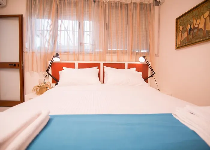 Bed & Breakfast Artistic 3*