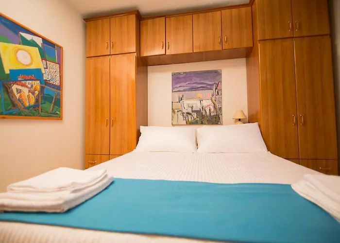 Artistic Bed & Breakfast 3*