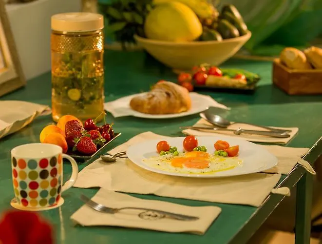 Bed and breakfast Artistic 3*